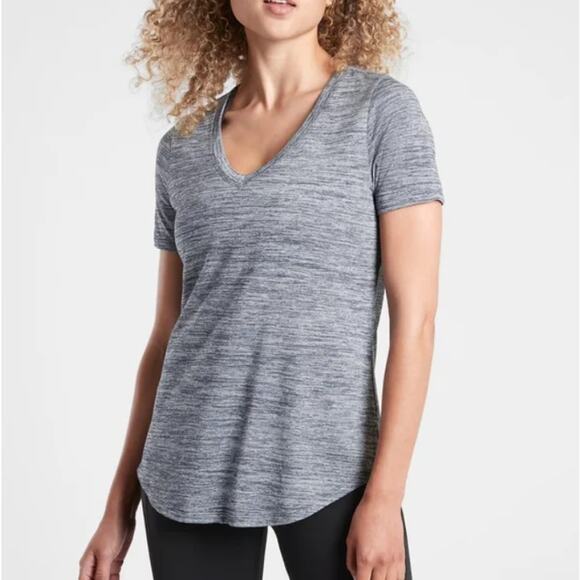Athleta Women's size Medium Breezy Scoop V-Neck Tee Heathered Gray T-Shirt - Picture 1 of 10